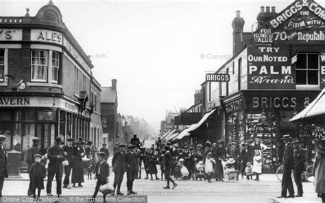 A History of Swindon .